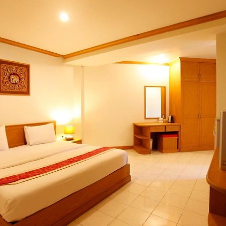 Casa Jip Guesthouse Patong Экстерьер фото