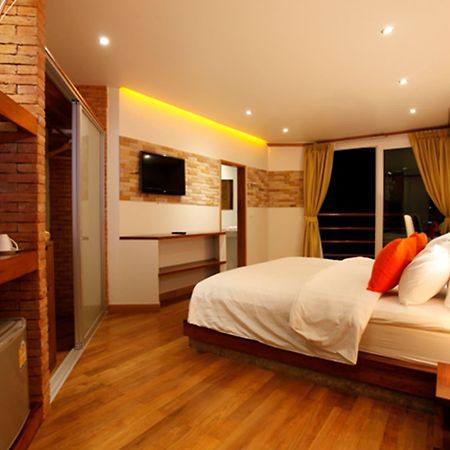 Casa Jip Guesthouse Patong Экстерьер фото