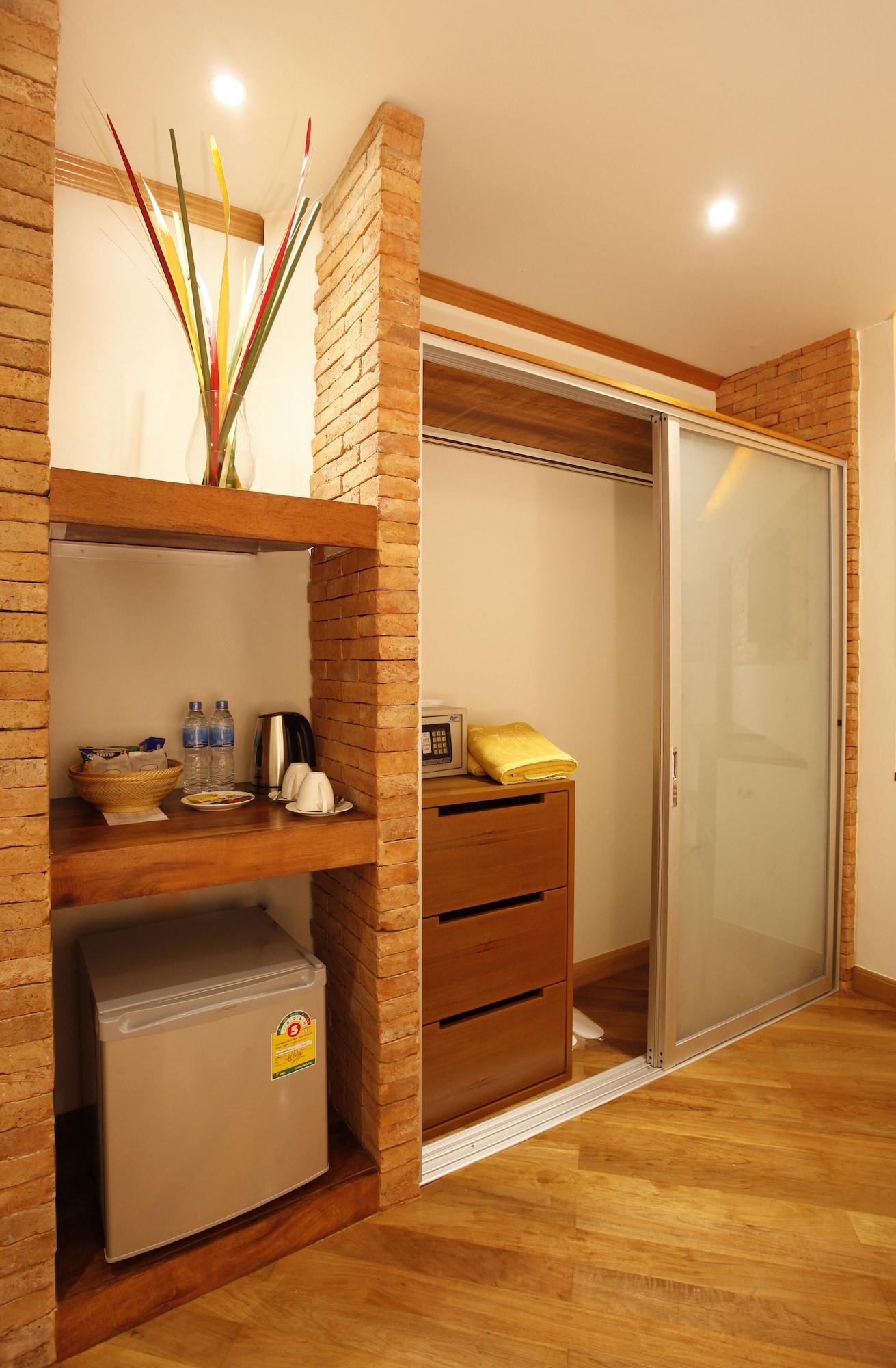 Casa Jip Guesthouse Patong Экстерьер фото