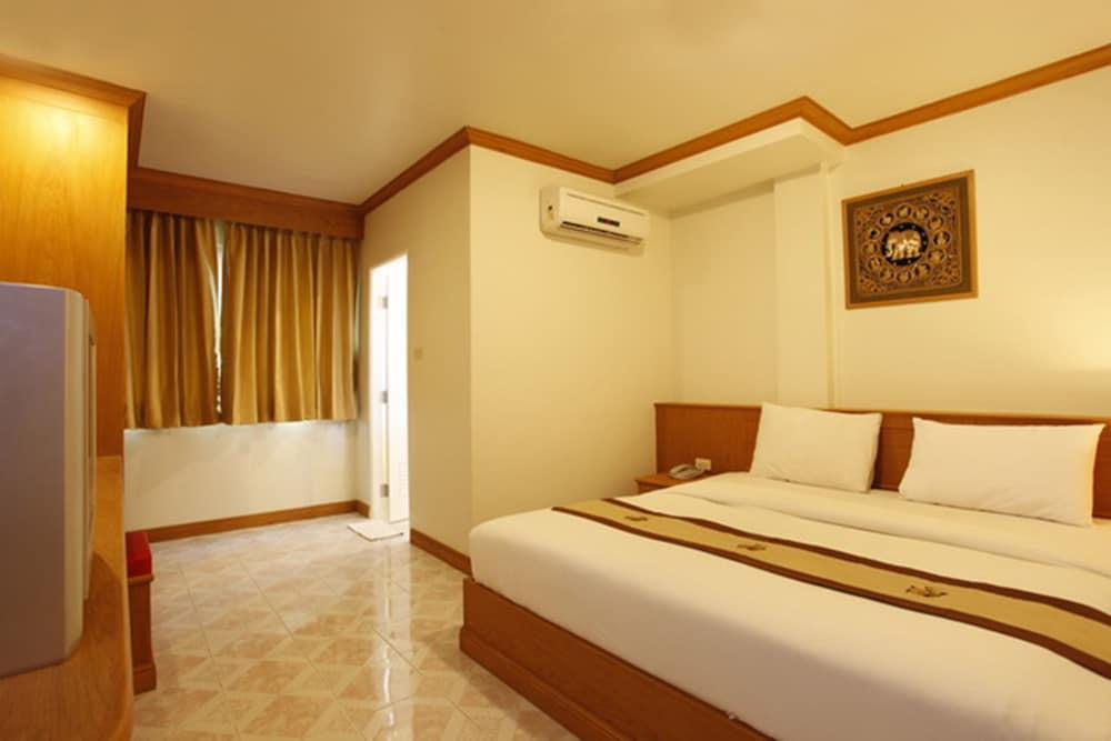 Casa Jip Guesthouse Patong Экстерьер фото